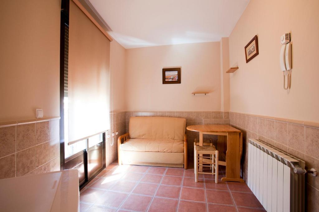 Apartamentos Rurales "La Fuentecilla" Banos De Montemayor Room photo